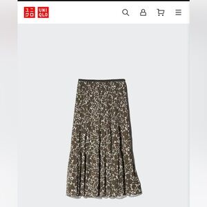 Uniqlo Tiered, Midi Skirt in Olive/Cream - New with Tags!  Size XS.